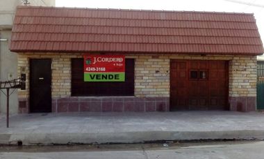 Departamento Tipo Casa en venta en Remedios de Escalada Oeste