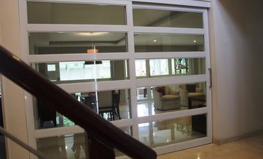 VENTA HERMOSA CASA COSTA DEL ESTE