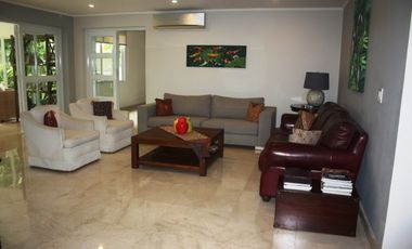 VENTA HERMOSA CASA COSTA DEL ESTE