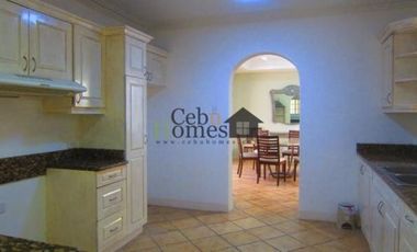 Four Bedroom House in Mandaue Subdivision