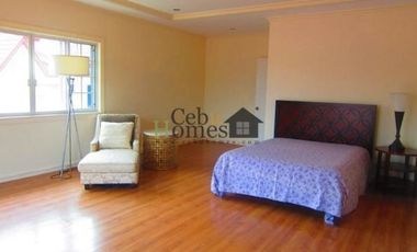 Four Bedroom House in Mandaue Subdivision