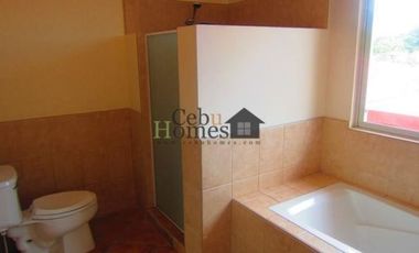 Four Bedroom House in Mandaue Subdivision