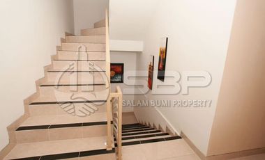 Rumah Dijual Jogja Induk+13 Homestay Condongcatur dkt POLDA DIY,Hartono Mall Pingir jl Aspal Lebar,cck Untuk Kantor
