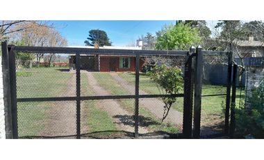 Casa 3 ambientes/ Los zorzales