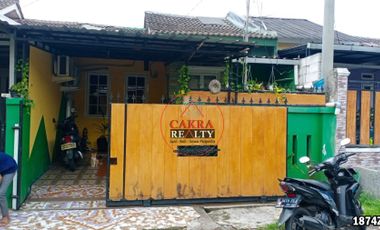 Rumah Full Renovasi Rapih dan Bersih SHM Murah Nego