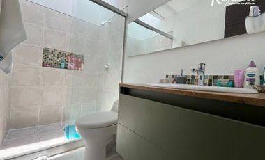 casa en arriendo en loma del atravesado. Cod A775645