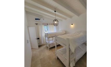MODERNA CASA A LA VENTA OSTENDE PARTIDO DE PINAMAR