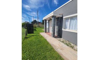 MODERNA CASA A LA VENTA OSTENDE PARTIDO DE PINAMAR