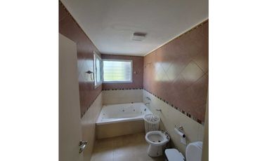 MODERNA CASA A LA VENTA OSTENDE PARTIDO DE PINAMAR