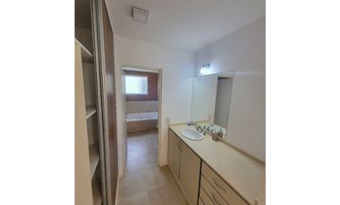 MODERNA CASA A LA VENTA OSTENDE PARTIDO DE PINAMAR