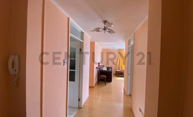 Se vende hermoso y amplio departamento sector sur 3D 2B excelente estado