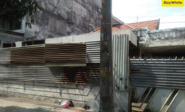 Dijual Cepat Rumah Hitung Tanah Lokasi Di Jl. Perak Timur , Surabaya