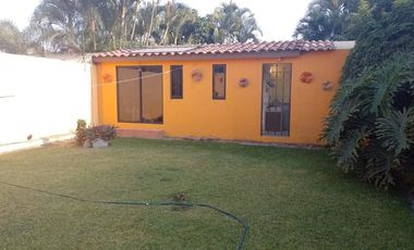 Casa en venta en Las Fincas, Jiutepec  Casas y bienes raíces en venta al sureste de Cuernavaca, Morelos