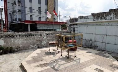 Ruko 3 Lantai tengah kota Jogja di Jalan Bhayangkara dekat Malioboro