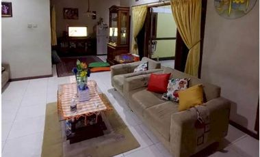 Rumah Asri Terawat di Griya Caraka One Gate System
