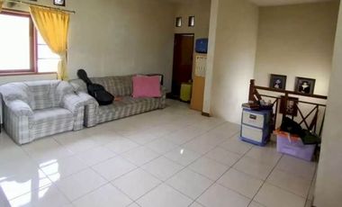 Rumah Asri Terawat di Griya Caraka One Gate System