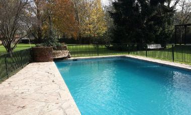 DEL VISO, EXCELENTE CASA QUINTA DE 6000 M2 !