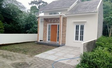 CHEAP HOUSE LEFT 1 MORE UNIT, CLUSTER IS SELLING AT GODEAN