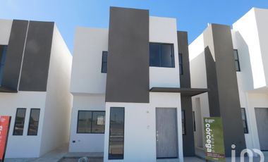 Casa en PreVenta nueva modelo CORCEGA en SENDA REAL
