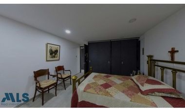 Apartamento en Venta en el Centro(MLS#243703)