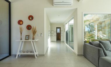 Casa a estrenar en Venta Costa Esmeralda Barrio Ecuestre