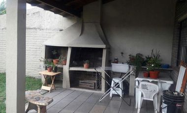 Casa - Turdera