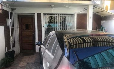 Casa PH en venta en Lomas de Zamora Oeste