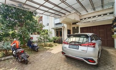 Di Sewakan Rumah 3BR Cocok Untuk Kantor Lokasi Mainroad Antapani Bandung