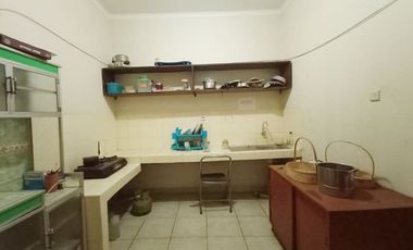 Di Sewakan Rumah 3BR Cocok Untuk Kantor Lokasi Mainroad Antapani Bandung