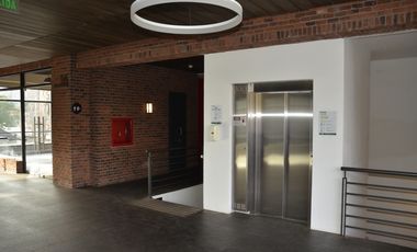 Local comercial en Los Trapenses