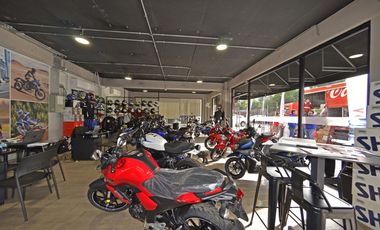 Local comercial en Los Trapenses