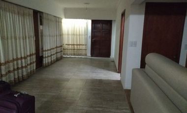 Casa con Departamento en venta en Quilmes Oeste