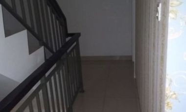 Dijual Cepat Rumah Hoek Siap Huni Omaha Village Gading Serpong 3 Lantai Murah