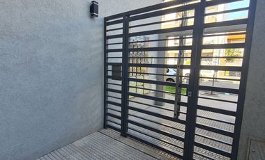 MONOAMBIENTE CON TERRAZA DE USO COM&Uacute;N EN TAPIALES