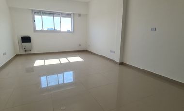 MONOAMBIENTE CON TERRAZA DE USO COM&Uacute;N EN TAPIALES