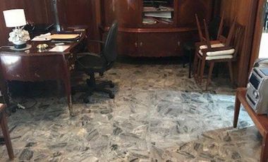 Excelente chalet de 5 ambientes en Barrio Parque