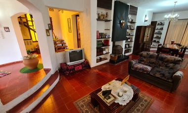 Chalet seis ambientes - Millan 2320 - El Grosellar