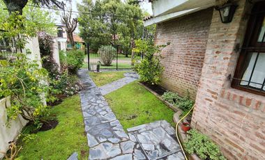 Chalet seis ambientes - Millan 2320 - El Grosellar