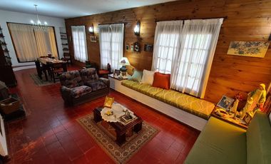Chalet seis ambientes - Millan 2320 - El Grosellar