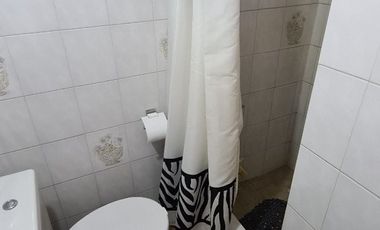 Chalet seis ambientes - Millan 2320 - El Grosellar