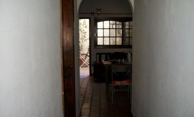 CASA 4 AMB. EN LOTE PPIO VENTA URGENTE POR VIAJE AL EXTERIOR ANTE-ESQUINA C /PATIO Y TZA - PERMUTO