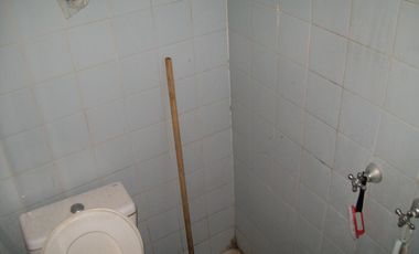 CASA 4 AMB. EN LOTE PPIO VENTA URGENTE POR VIAJE AL EXTERIOR ANTE-ESQUINA C /PATIO Y TZA - PERMUTO
