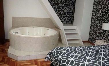CASA 5 AMB CON LOTE DE 400 MTS PERMUTA POR DEPTO 3 AMB CON COCHERA QUILMES CENTRO
