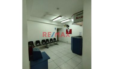 Se Alquila Local Comercial En La Zona Centrica De Barranca