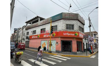 Se Alquila Local Comercial En La Zona Centrica De Barranca