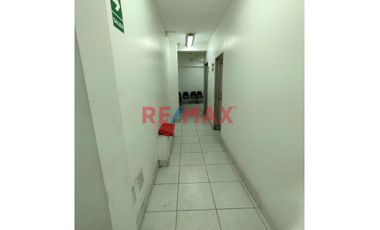 Se Alquila Local Comercial En La Zona Centrica De Barranca