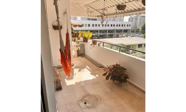 APARTAMENTO SAN FRANCISCO 3 RECAMARAS Y TERRAZA PISO BAJO