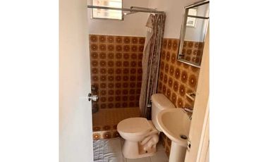 APARTAMENTO SAN FRANCISCO 3 RECAMARAS Y TERRAZA PISO BAJO