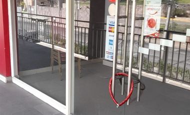 Local Comercial en Arriendo en frente al cementerio , al lado del Edificio Portal Riesco