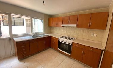 CASA EN RENTA EN TECAMACHALCO EN CERRADA